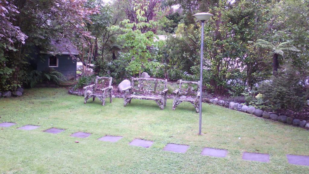 Creel Lodge Turangi Exterior photo