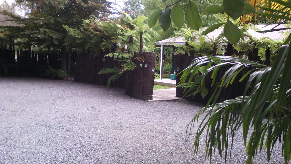 Creel Lodge Turangi Exterior photo
